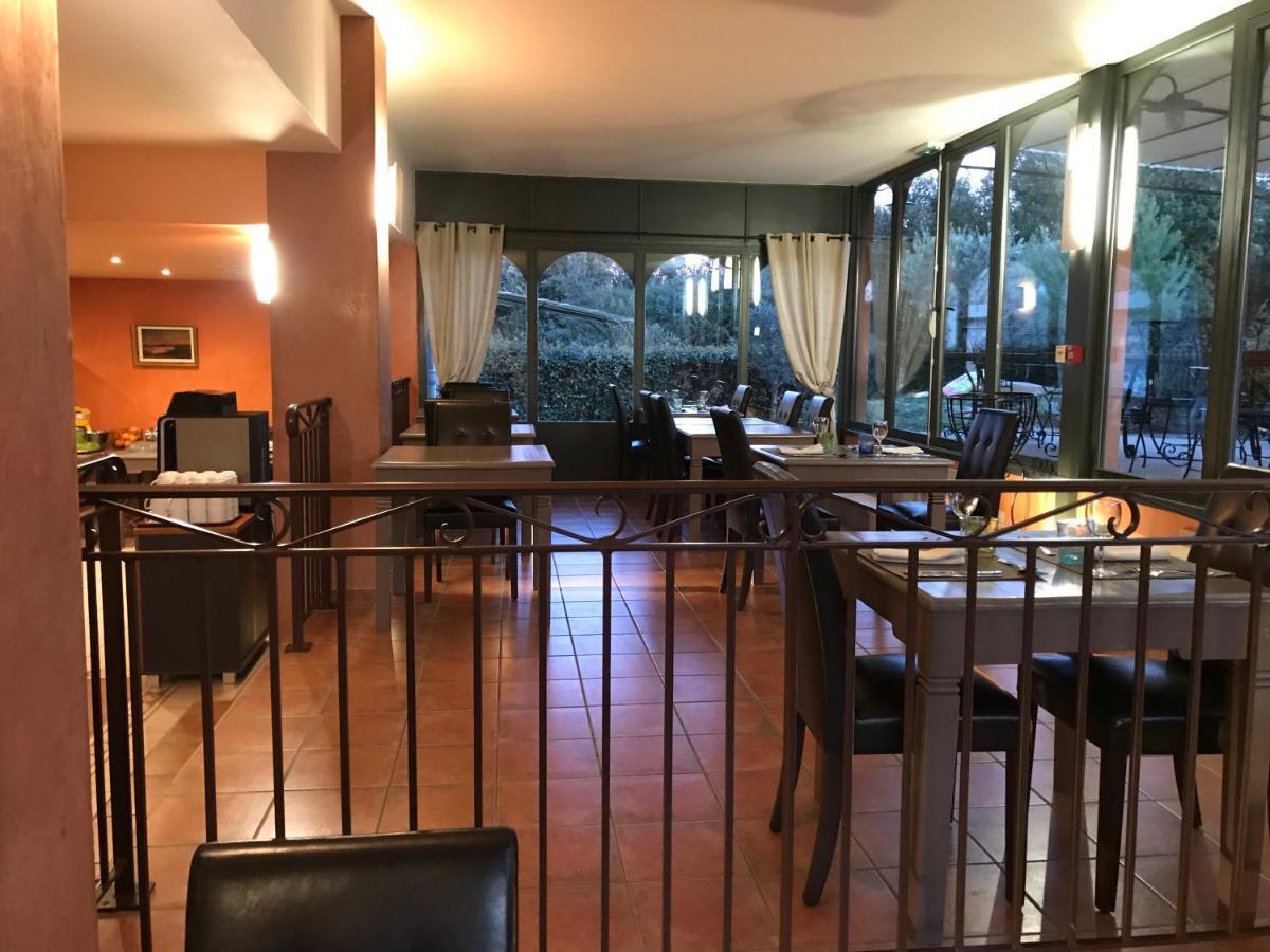 Hotel Restaurant Le Gardon - Pont Du Gard Collias Exterior foto